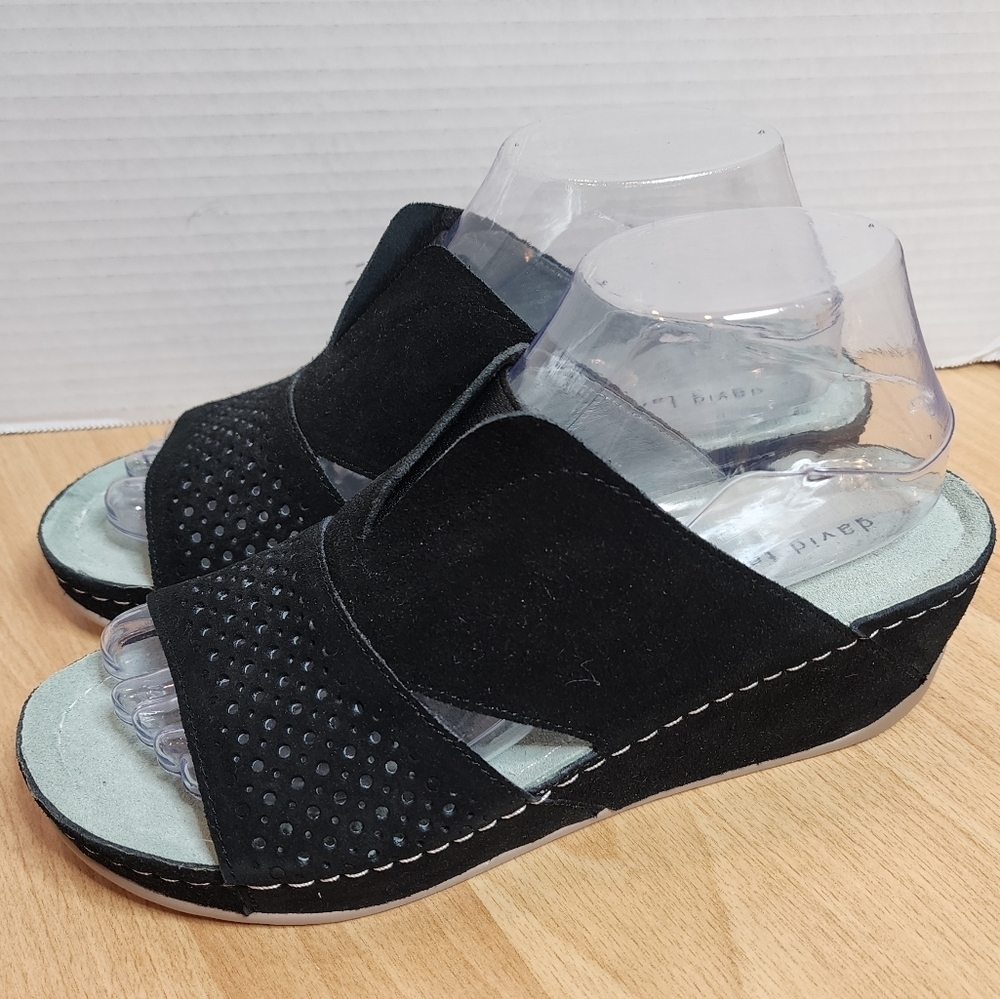 David Tate Black Suede Leather Twinkle Wedge slide on sandals. Size 8.‎